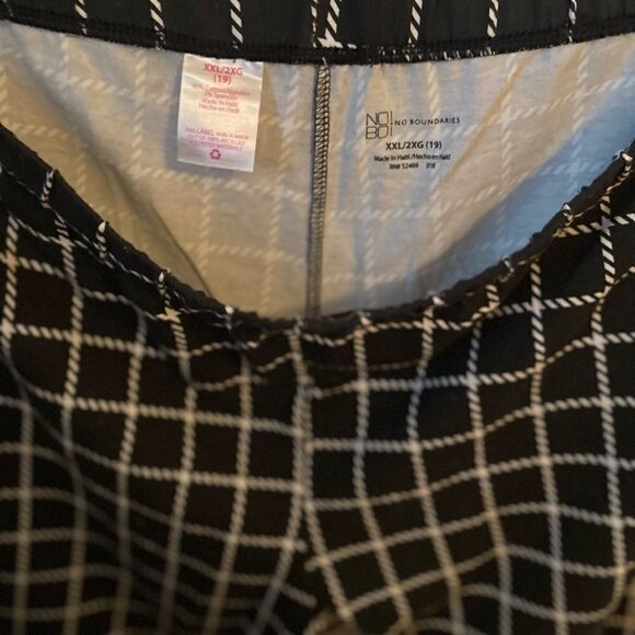 Women’s Plus Stretch Leggings - Picture 5 of 5